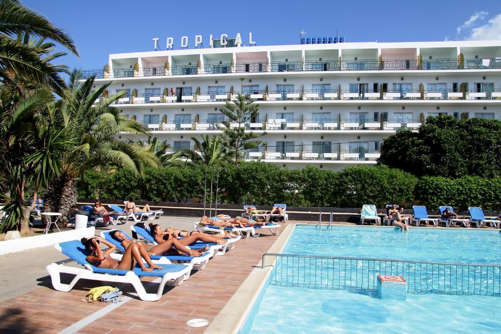 Hotel Tropical 26