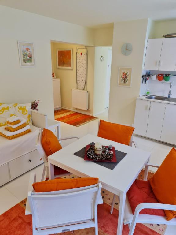 Apartamentul ALB