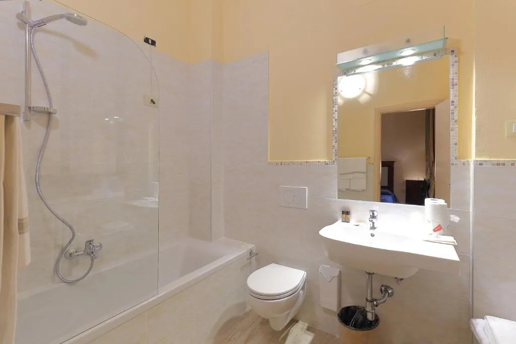 Hotel Cimabue, Florența, Italia