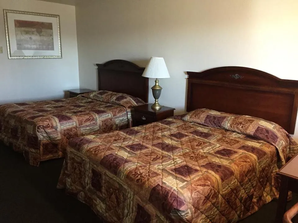 Summer Wind Budget Motel, Cwmbran, United States