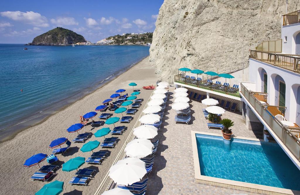 Hotel Vittorio Beach Resort Ischia photo 3
