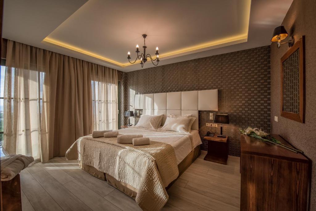 Elegance Suite with Panoramic Sea View