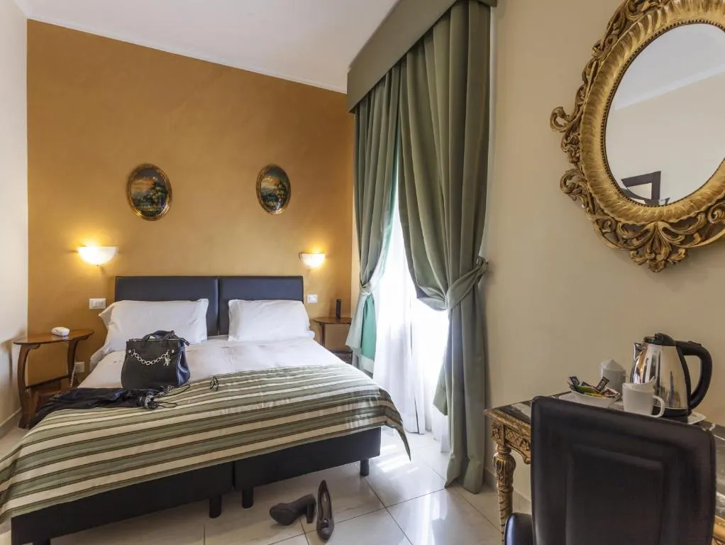 Hotel Regina Giovanna, Roma, Italy