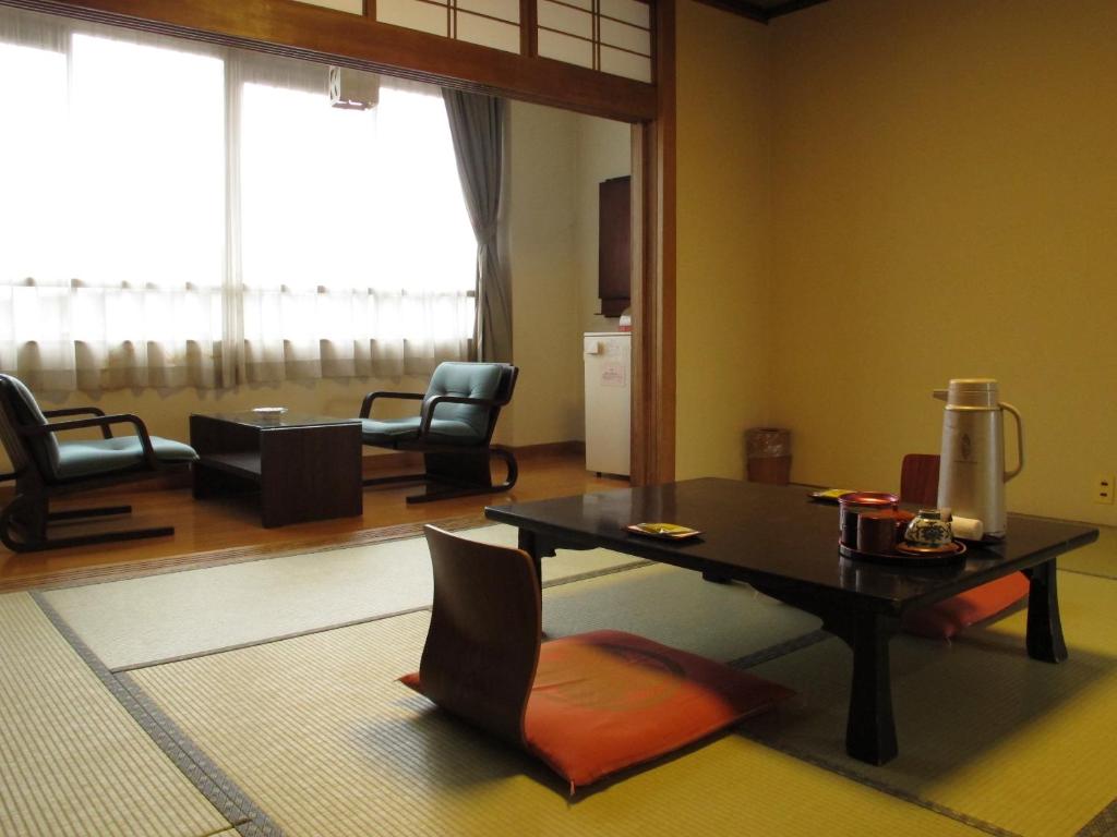 Sakaeya Hotel thumbnail 4