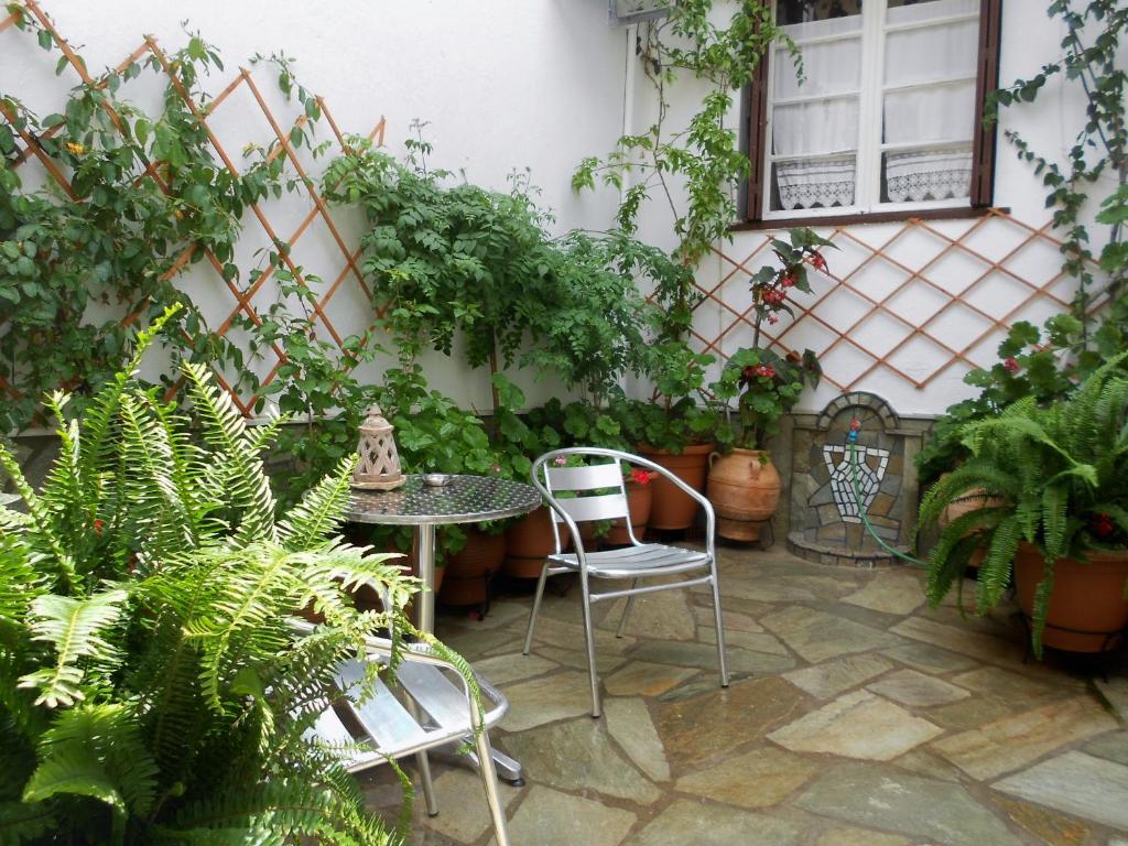 Aggela Guesthouse