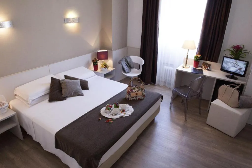Hotel Mennini, Comasina, Italy