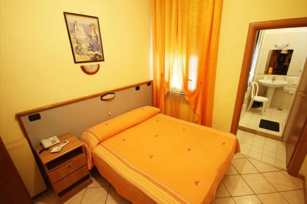 Hotel Casanova, Napoli, Italia