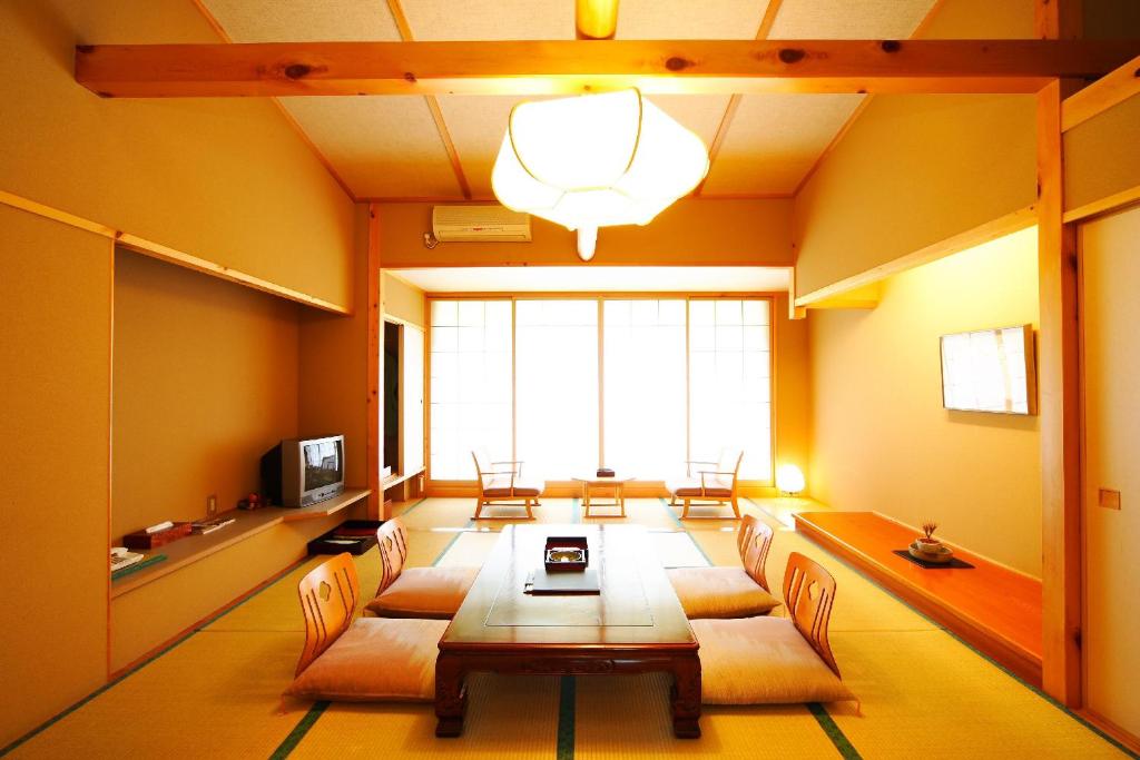 Tsutaya Tokinoyado Kazari thumbnail 2
