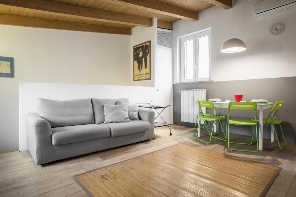 Isola Halldis Apartments, Milano, Italia