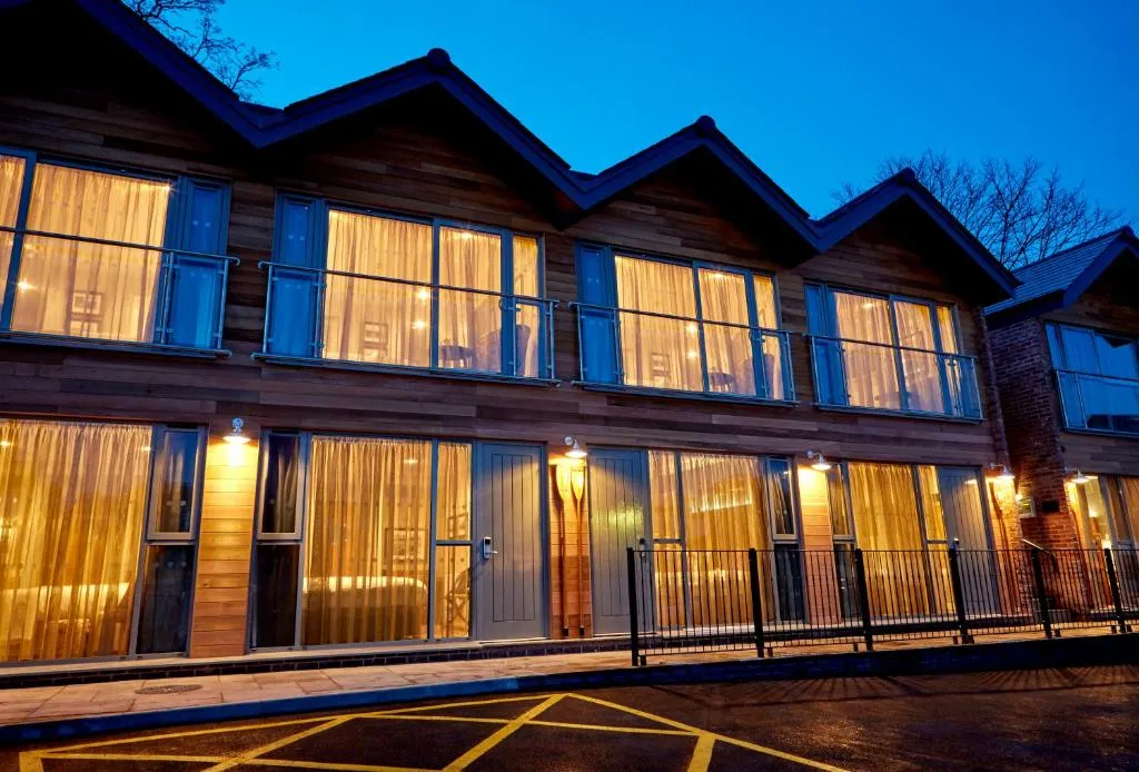 The Boathouse Inn & Riverside Rooms, Chester, United Kingdom