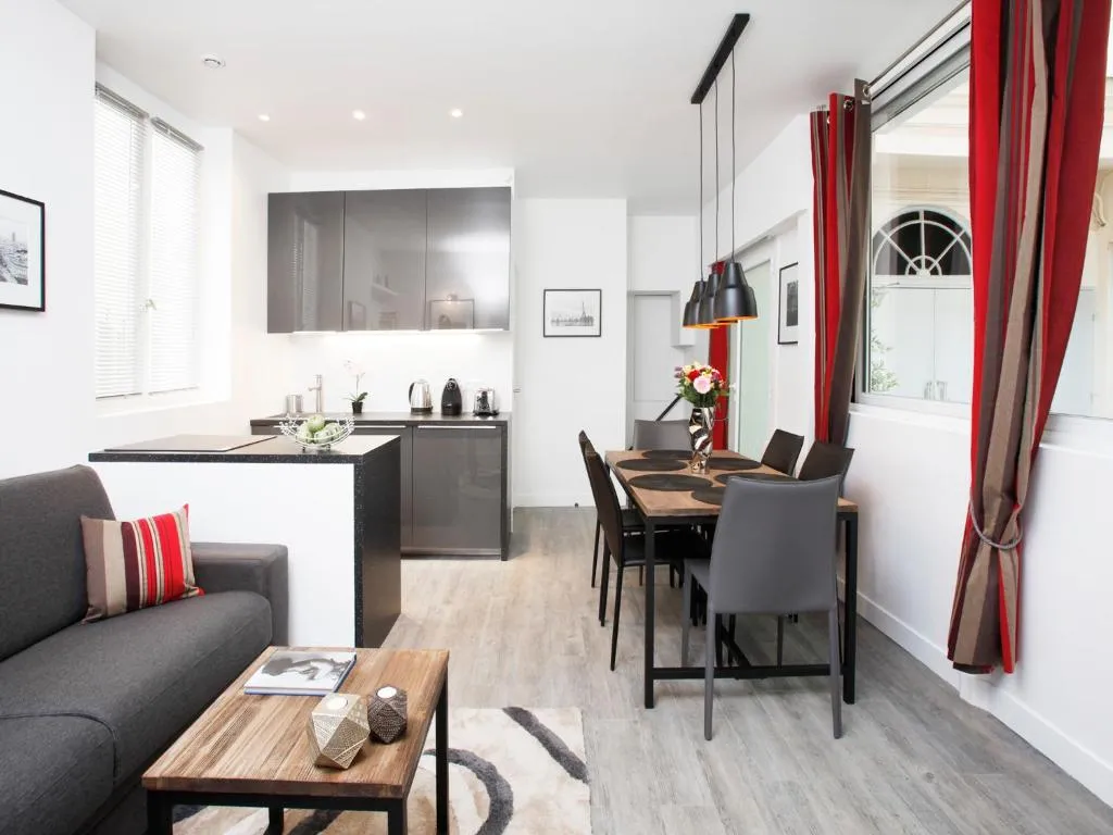Charming apartment Paris center, Paris, Franţa