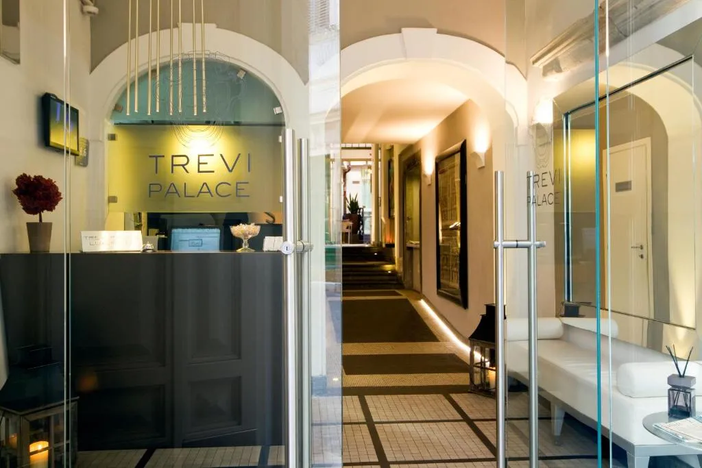 Trevi Palace Luxury Inn, Roma, Italia