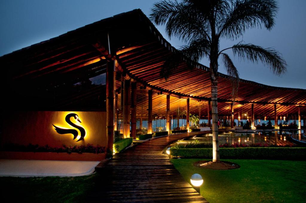 El Santuario Resort & Spa