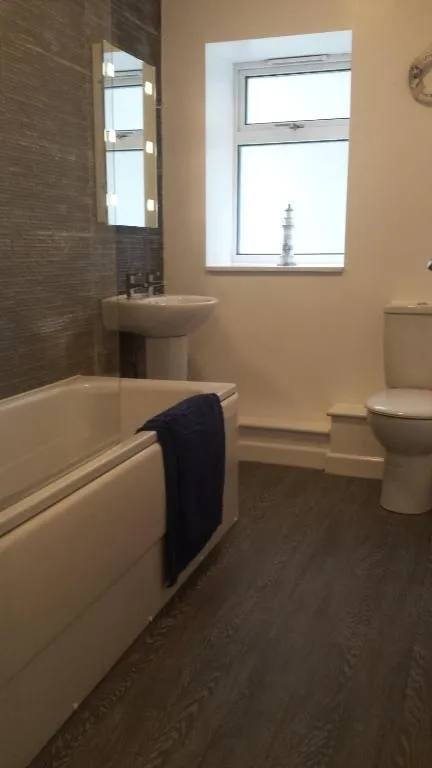 17 The Green Holiday Apartment, Tenby, United Kingdom