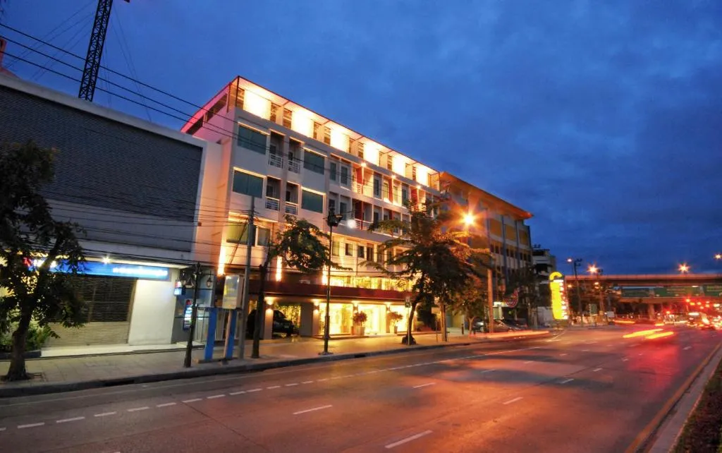 Bangkok Loft Inn, Bangkok, Thailand