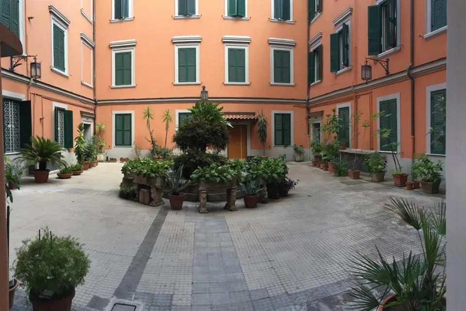 Casa Ostiense, Roma, Italia