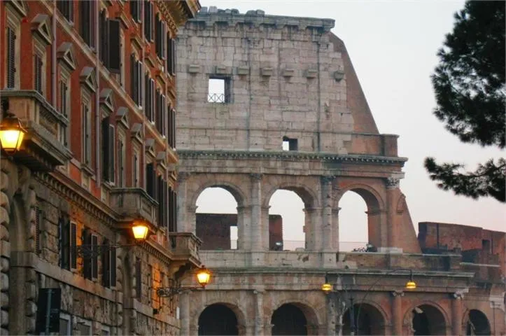 Colosseo Homerents 2, Roma, Italia