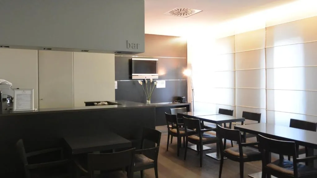 Hotel Corallo, Milano, Italia