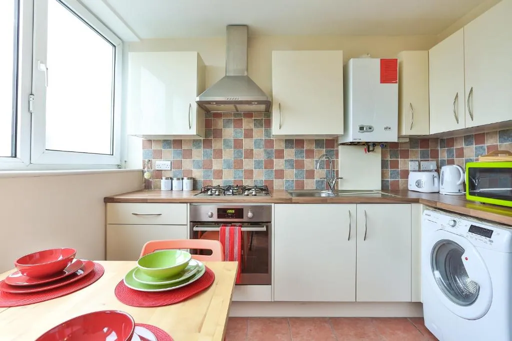 Easy into Central London/Greenwich/Canary Wharf, Londra, Marea Britanie