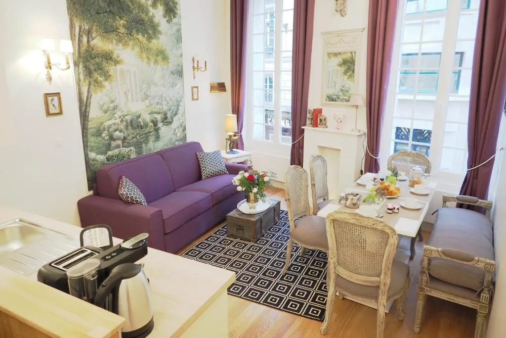 Louvre Opera Private ChicSuites, Paris, Franţa