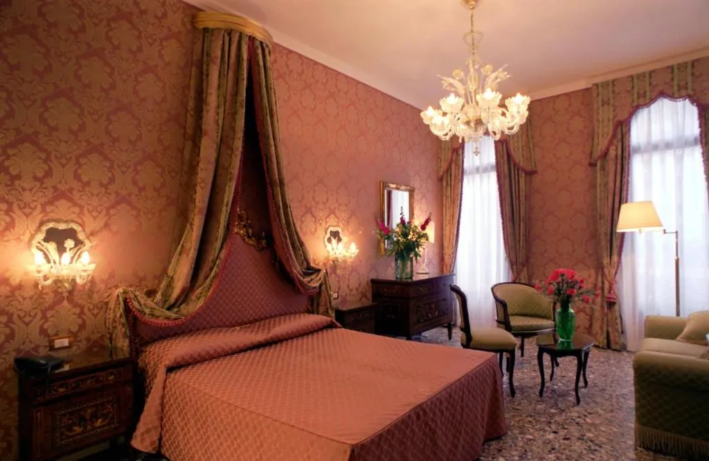 Casa Pisani Canal, Venice, Italy