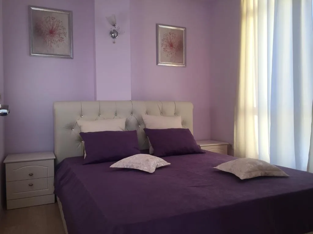 Apartment on Prosveshcheniya 148, Adler, Rusia