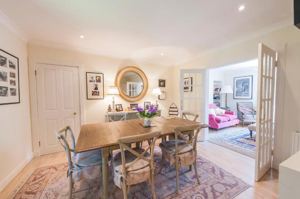 Belford Mews Apartment, Edinburgh, United Kingdom