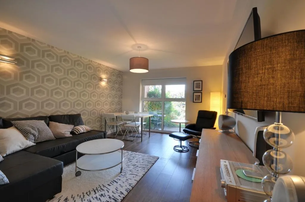 The Garden Apartment, Manchester, Marea Britanie
