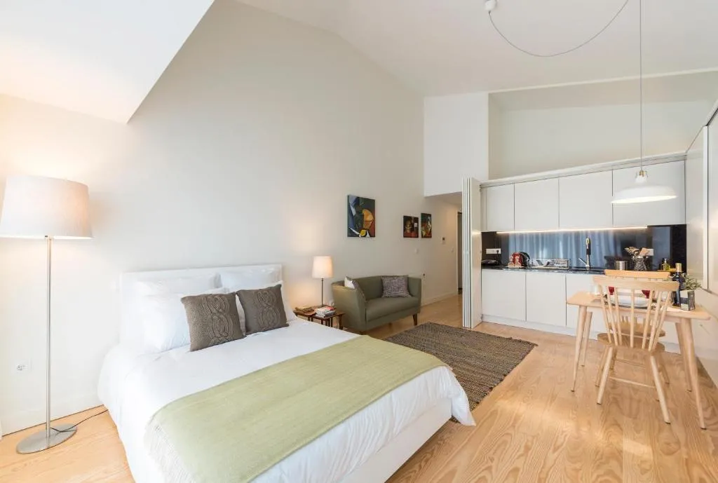 Bright Downtown Apartment, Porto, Portugalia
