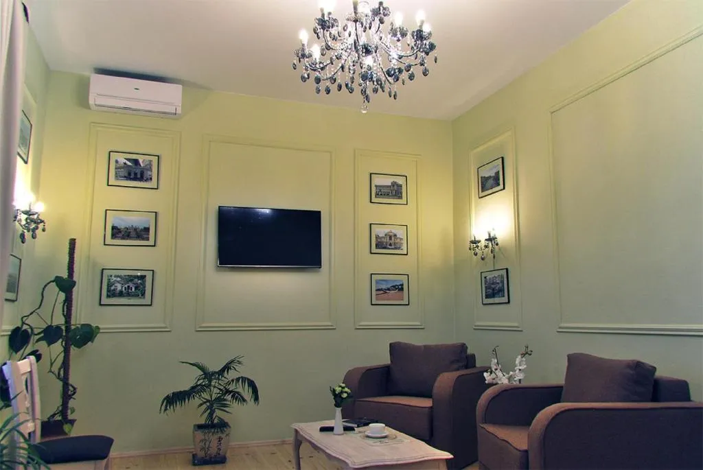 Classic Apartment on Zhukovskoho, Kryzhanivka, Ukraine