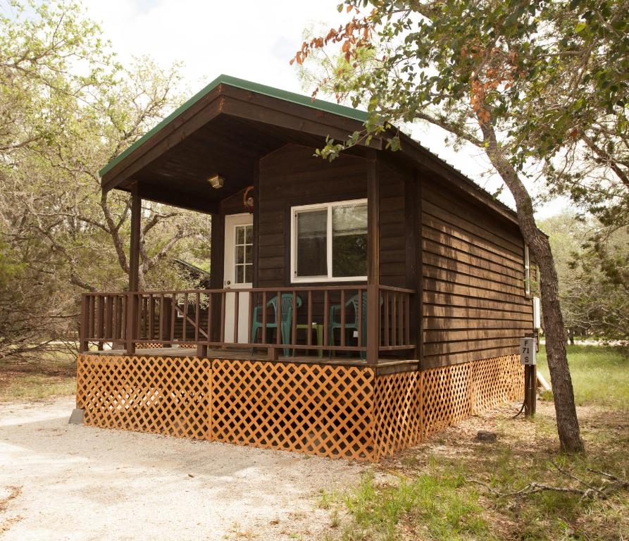 Pio Pico Camping Resort Two-Bedroom Cabin 12
