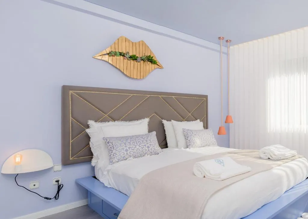 BOUTIQUE RENTALS - Provence Apartment, Porto, Portugal