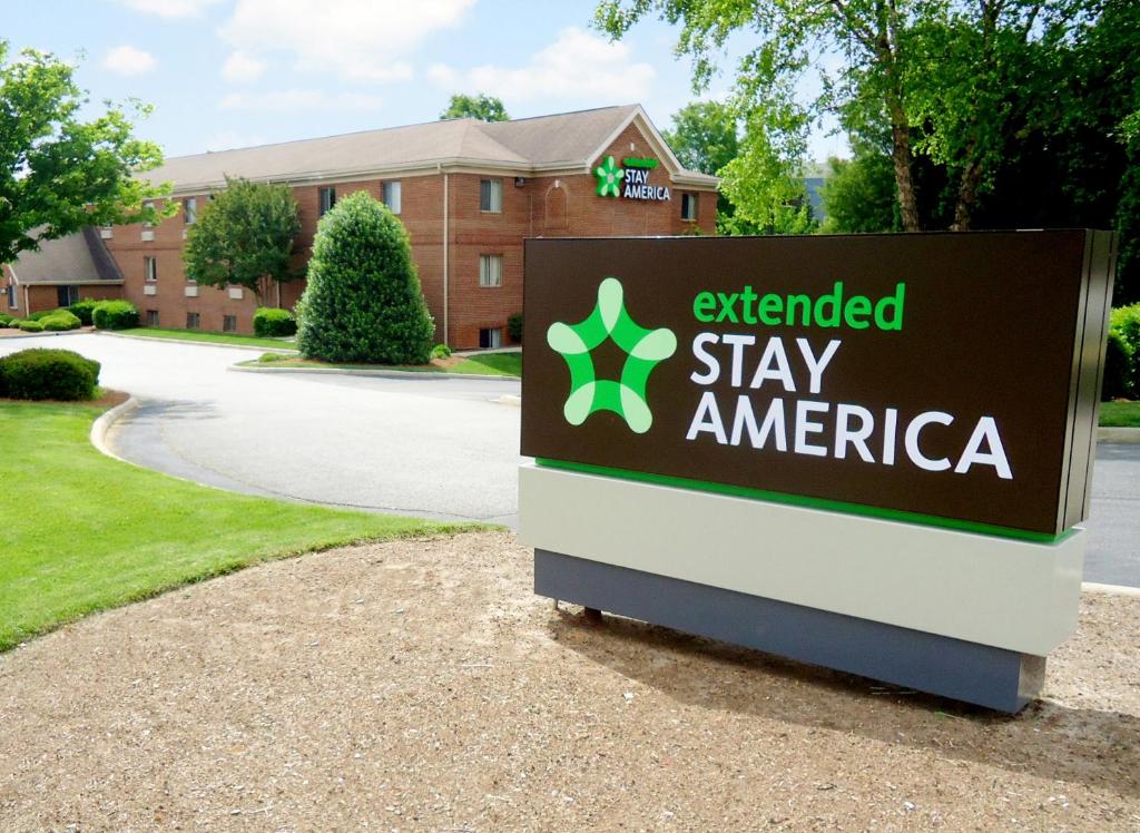 Extended Stay America Suites - Greensboro - Wendover Ave