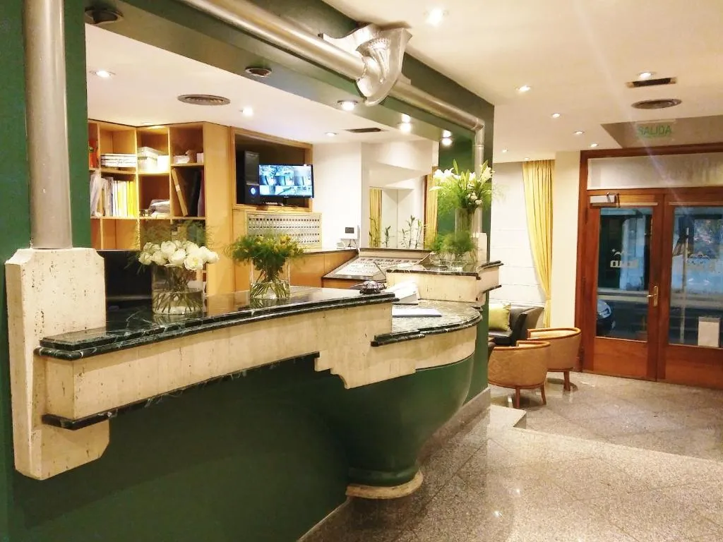 Hotel Irun, Buenos Aires, Argentina