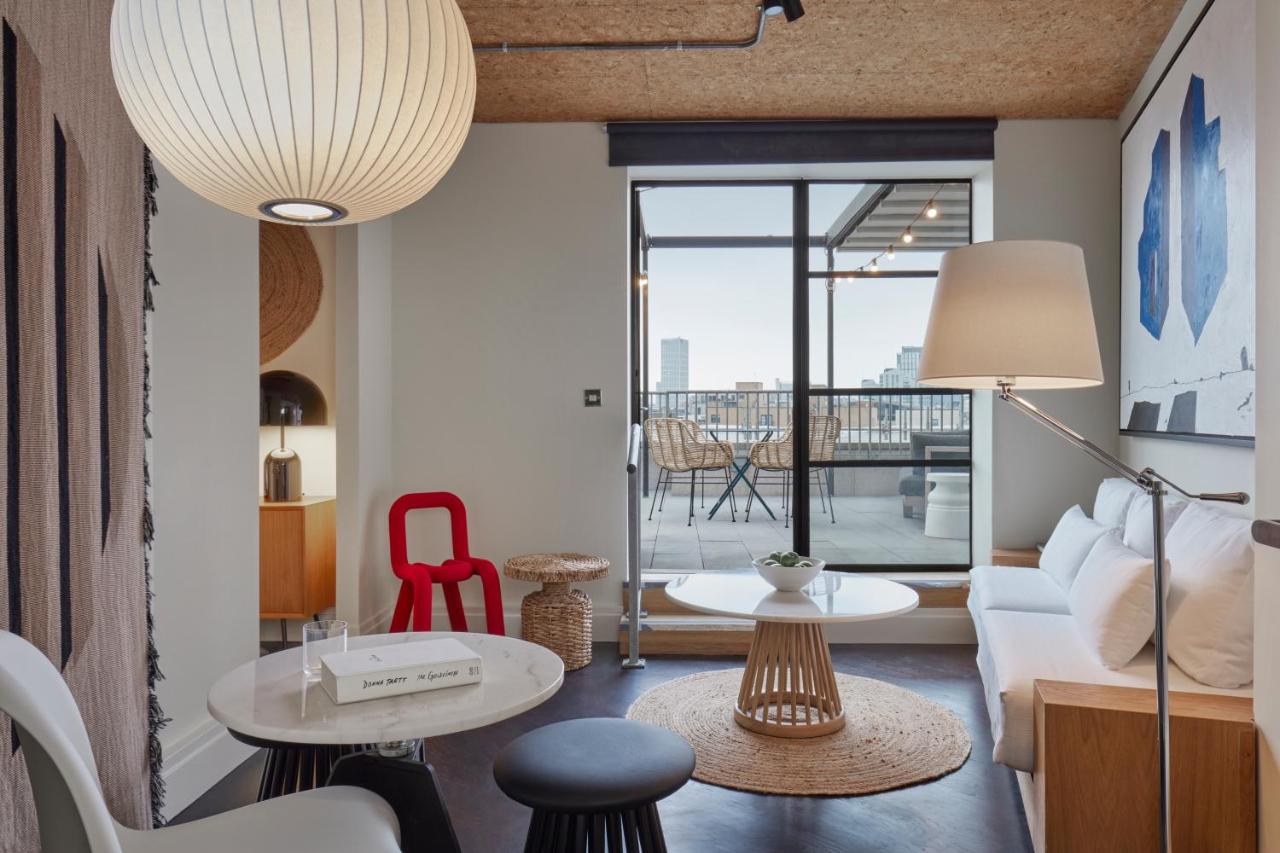 Guide to staying at One Hundred Shoreditch Hotel. A stylish hotel beautifully decorated and offers a memorable stay in addition to being in an amazing location. 