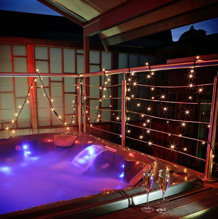 Hotels In London With Jacuzzi