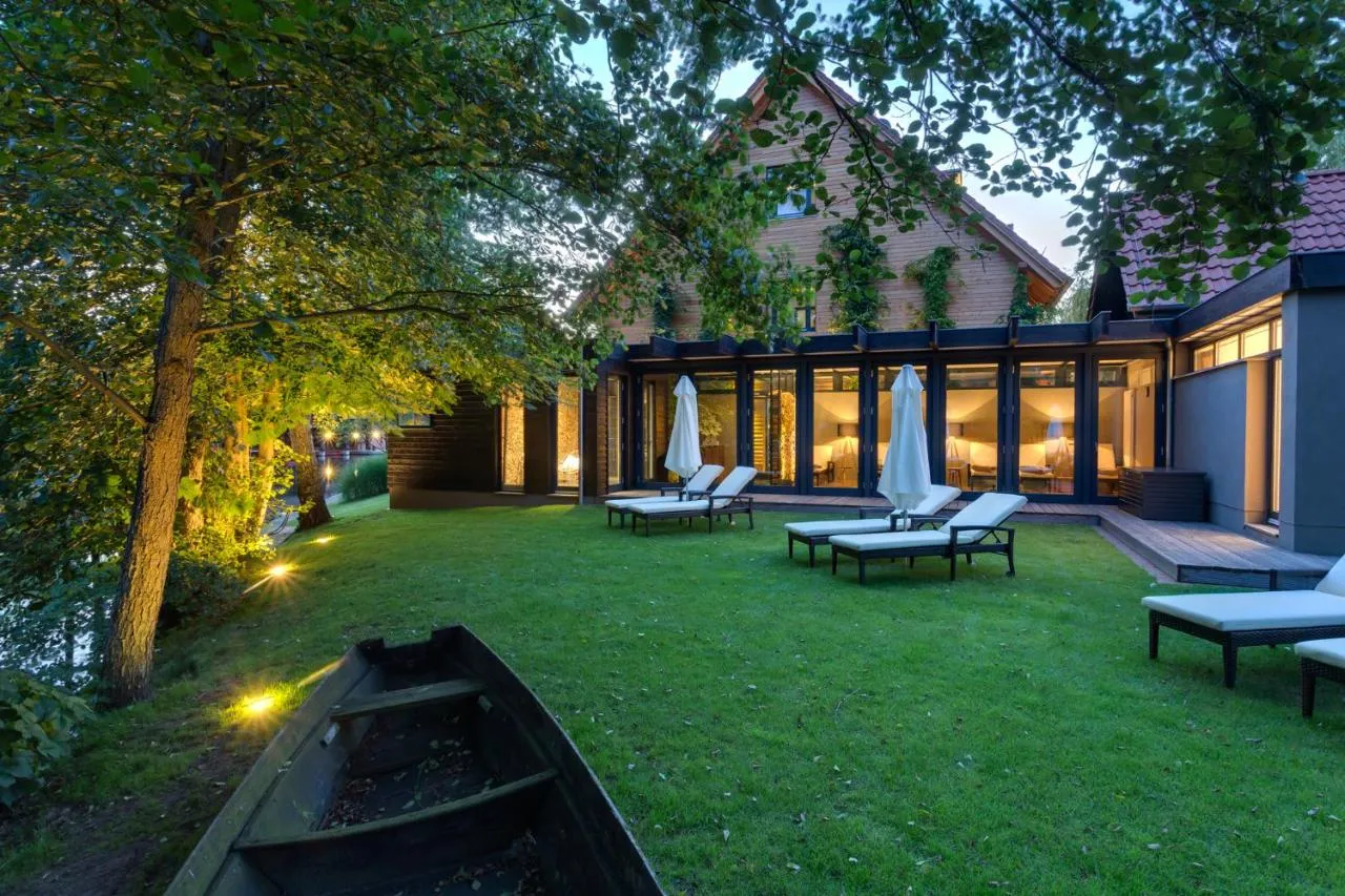 Gallery image of this property