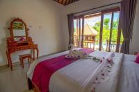 Cedok Gede Cottage thumbnail 8