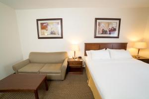 Holiday Inn Express & Suites Drayton Valley, an IHG Hotel