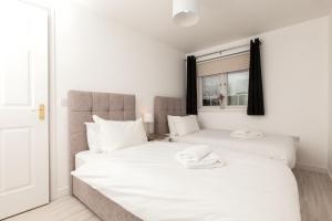 Dunfermline - Premium Two Bedroom Apartment - KW