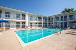 Motel 6-Bryan, TX - University Area