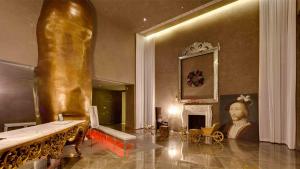 Luxury 5-star Condo @37th floor in Icon Brickell 2b/2b