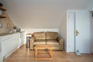GuestReady - Wonderful 2 bed by Queen's Park for 4 guests!