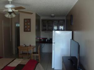 Newly Furnished Large, Clean, Quiet Private Unit
