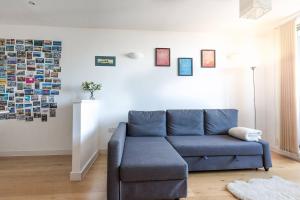 Modern 1 bedroom apartment in E1 with great views