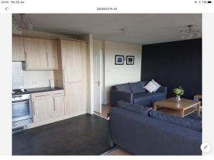 Fabulous Two Bed Apartment in Glasgow City Centre