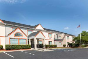 Microtel Inn by Wyndham Columbia Two Notch Road Area