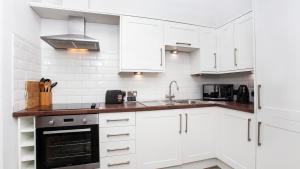 Apartment 4 The Keyes- Stunning & Stylish Apartment With Free Parking