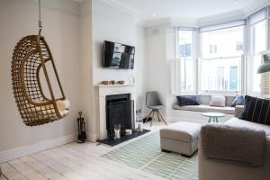 Magnificent House For 6 In Fulham With Back Garden