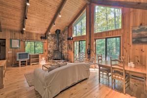 Cabin with 3 Acres, Tennis and BBall Courts by 4 Ski Mtns